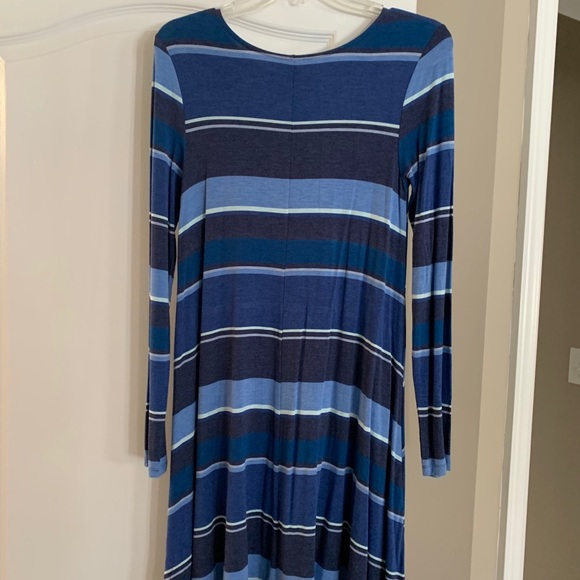 Very comfy swing dress size S - Picture 3 of 4